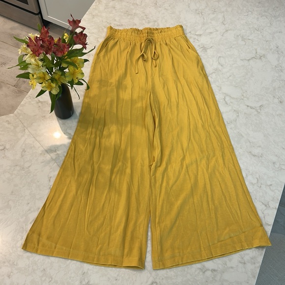 NWOT Palazzo Beach Pants with Pockets - Picture 5 of 5